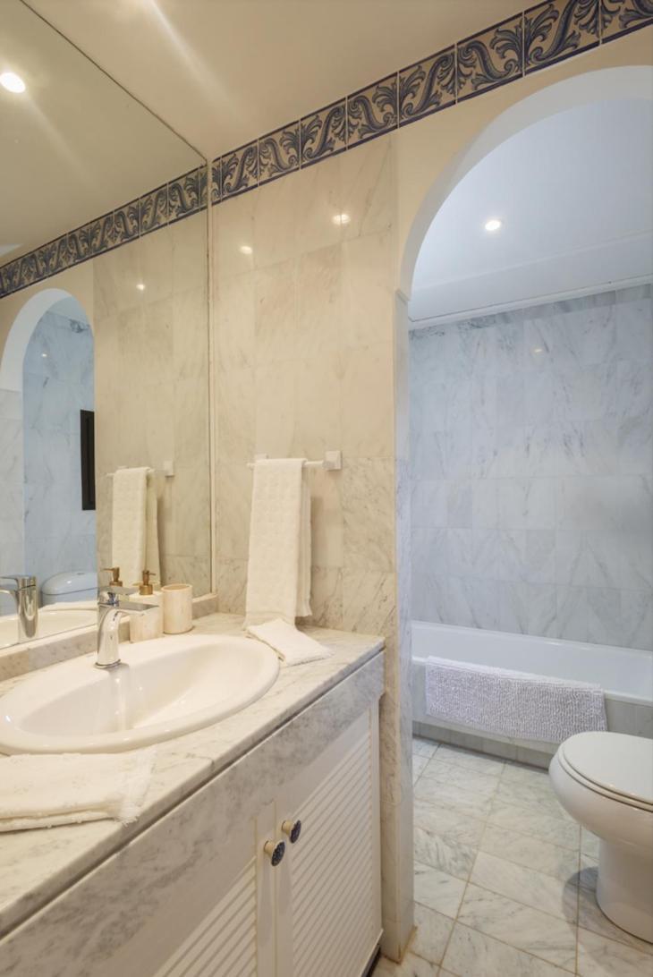 La Cartuja Del Golf Apartment Estepona Ngoại thất bức ảnh