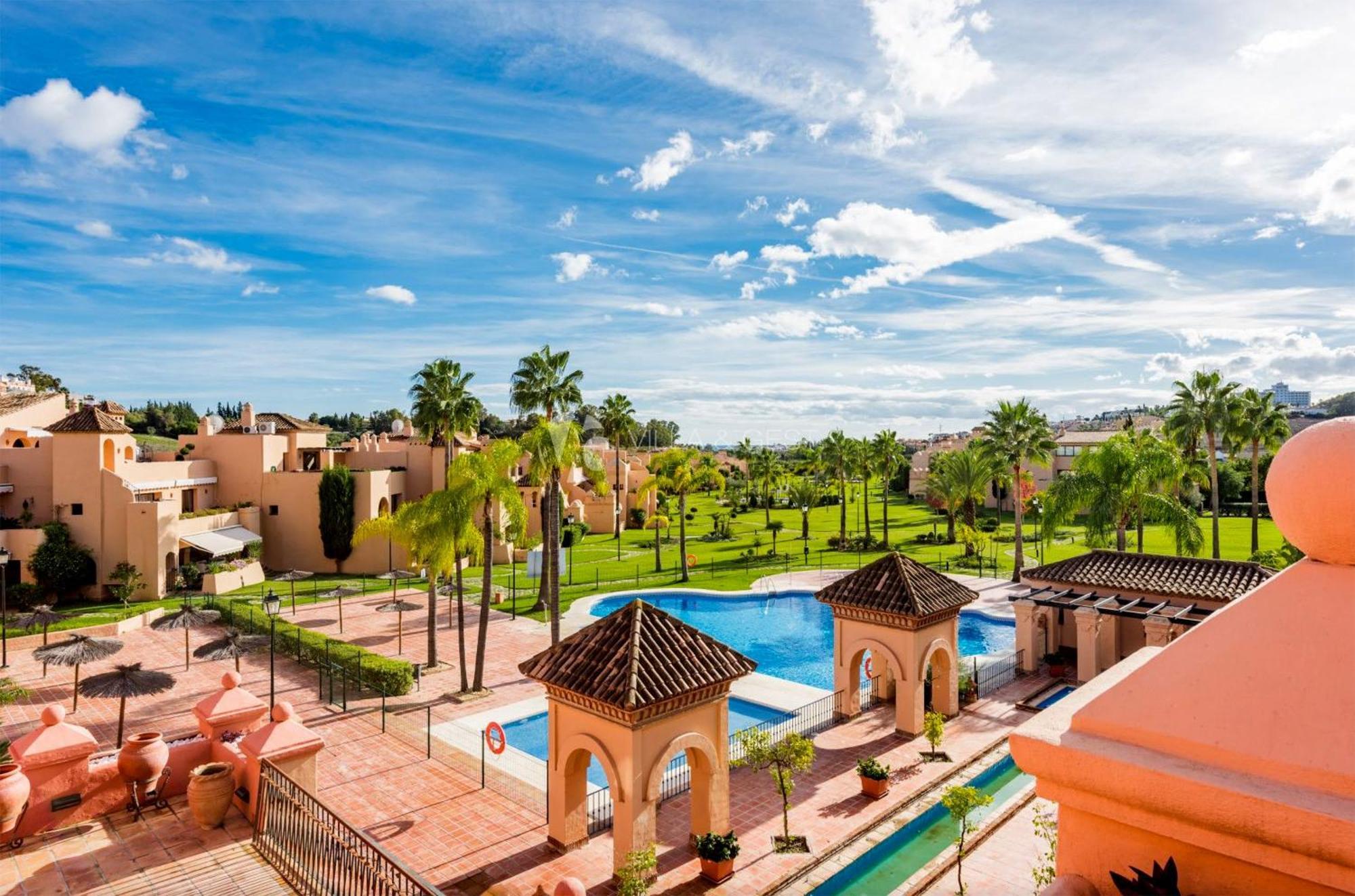 La Cartuja Del Golf Apartment Estepona Ngoại thất bức ảnh